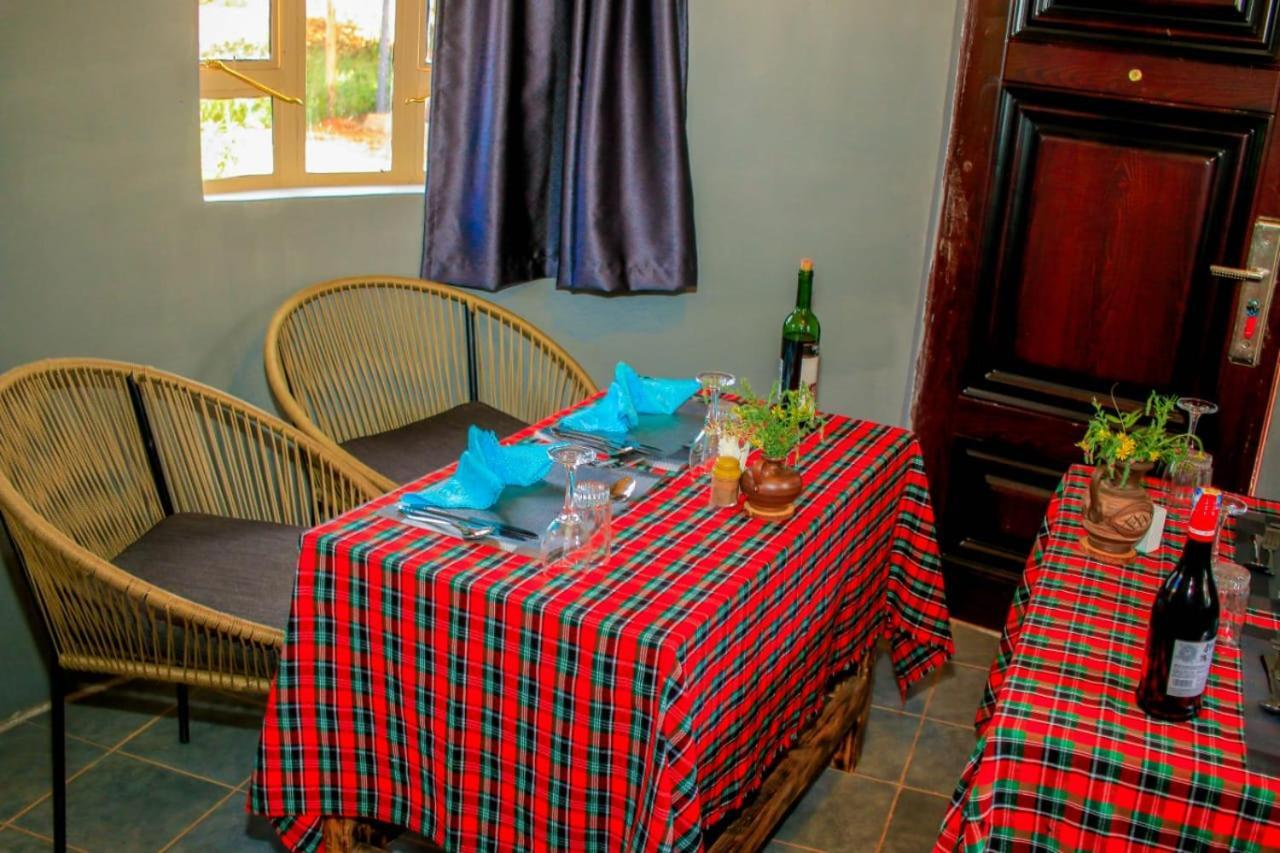 Amanya 3-Bedroom Hut Amboseli Exterior photo