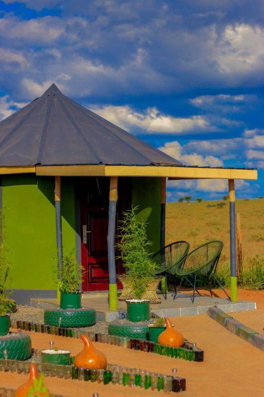 Amanya 3-Bedroom Hut Amboseli Exterior photo